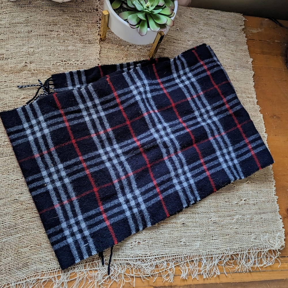 Burberry Men's Lambswool Scarf  Authentic